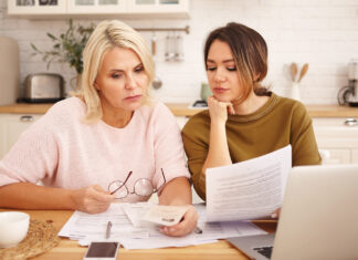 Finding Financial Freedom Through the Decades – The 20s: Special Note to Parents